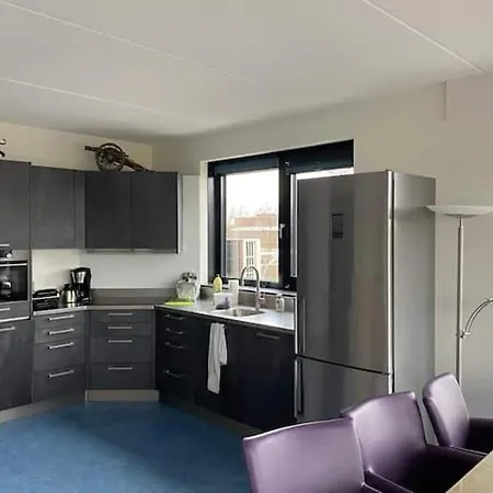 Spiegelwaal Lent Apartment Nimwegen